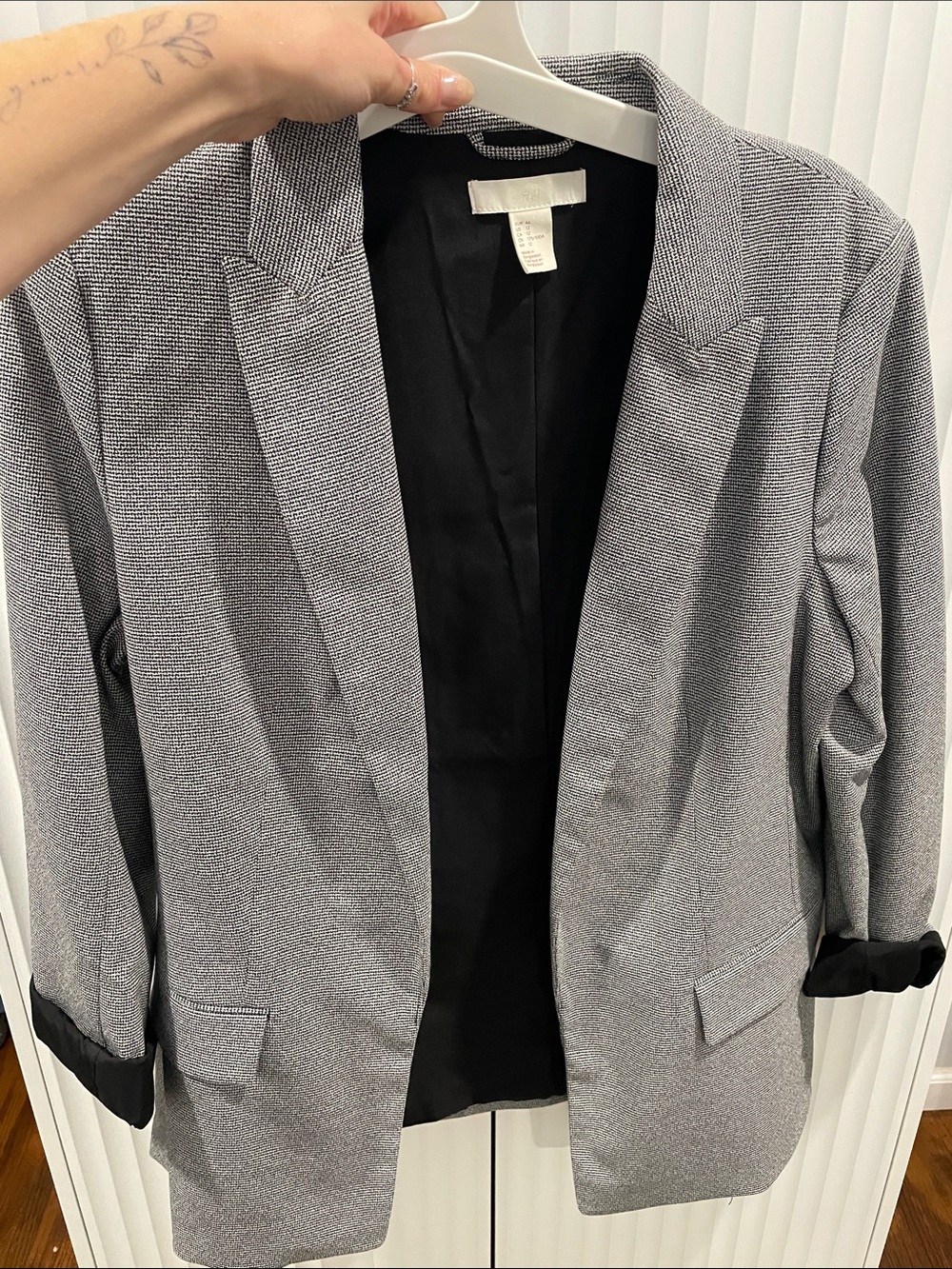 H&M Grey Micro-Pattern Blazer with Black Lining
